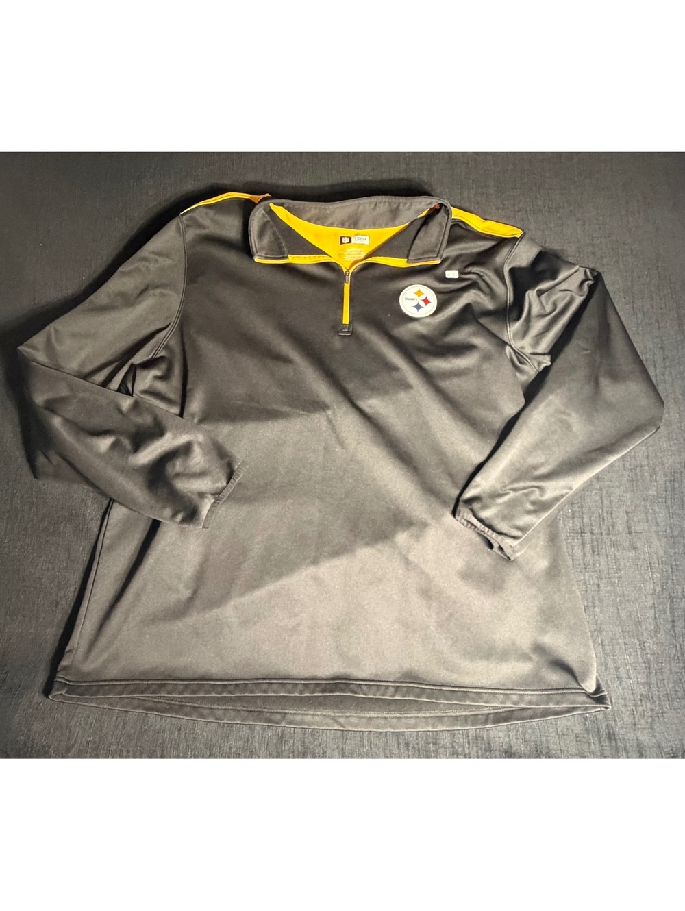 NFL Team Apparel Pittsburgh Steelers Men's 3XL Long Sleeve Quarter-Zip Pullover